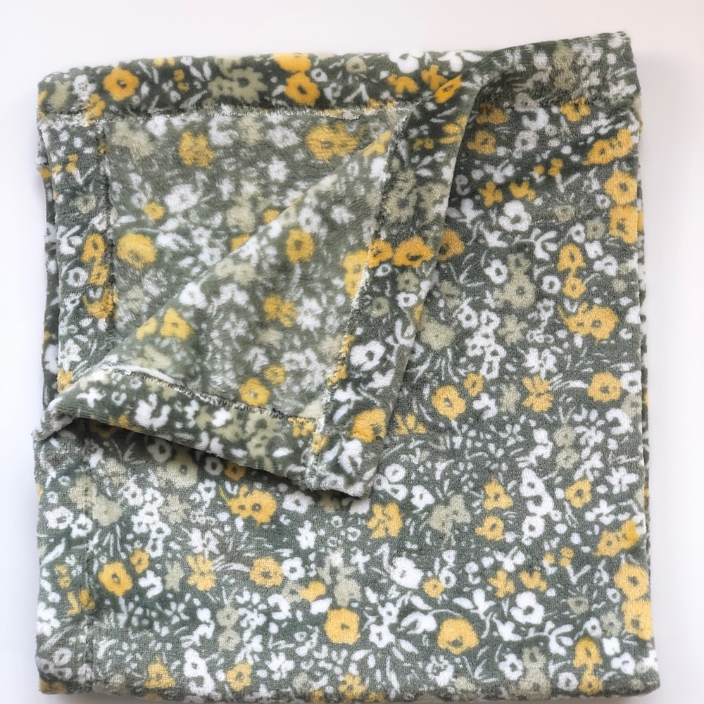 Soft Plush Baby Blanket Green floral